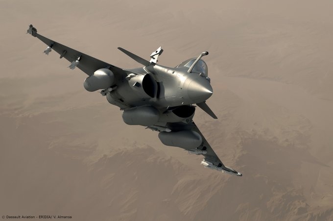 Pháp ký hợp đồng kỷ lục bán 80 máy bay chiến đấu Rafale cho UAE